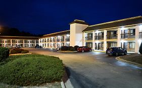 Rodeway Inn Fayetteville North Carolina